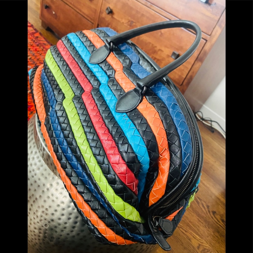 Multicolored woven Bottega Veneta Boston Bag.